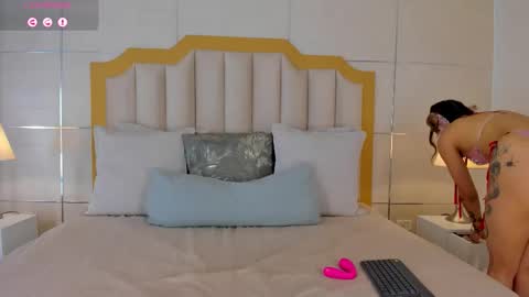 Crystal Rose  online show from 03-14-26, 11:15