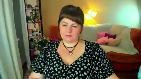 Snapshot of crystaalstaar chatting on 09-13-25, 07:46 Anna online show from 09-13-25, 07:46