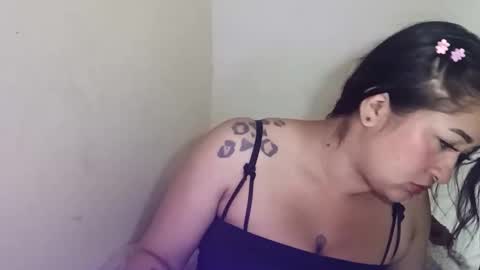 Snapshot of crystal_669 chatting on 11-05-25, 03:28 carol online show from 11-05-25, 03:28