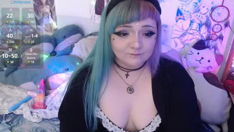 Snapshot of crystal_galaxy chatting on 12-04-24, 10:57 online show from 12-04-24, 10:57