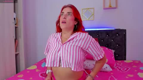 Snapshot of crystal_rosse2 chatting on 02-23-26, 02:03 crystal online show from 02-23-26, 02:03