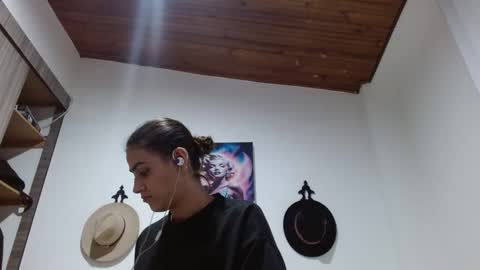 Crystal Blaze online show from 02-19-26, 12:39