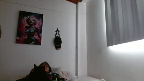 Crystal Blaze online show from 04-17-26, 12:52