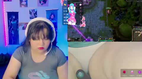 crystal online show from 07-31-26, 02:33