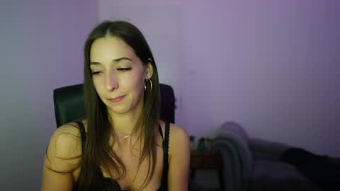 Crystalbrunette18 online show from 05-13-26, 06:16