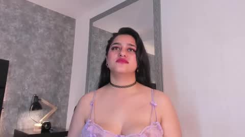 Crystal online show from 11-25-25, 05:35