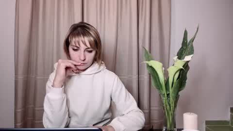 Mary online show from 07-28-26, 08:52