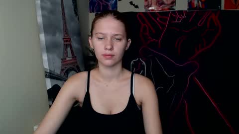 Snapshot of crystalgirl__ chatting on 10-18-25, 11:55 Stella online show from 10-18-25, 11:55