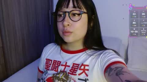 Olivia  online show from 10-30-25, 01:07