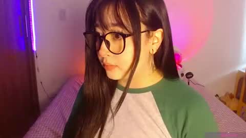 Olivia  online show from 08-05-26, 01:47