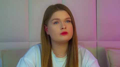 Crystal online show from 03-17-26, 07:06