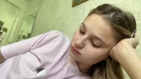 crystalstipp online show from 07-09-26, 05:22
