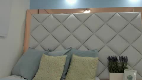 Crystal online show from 04-13-26, 10:26