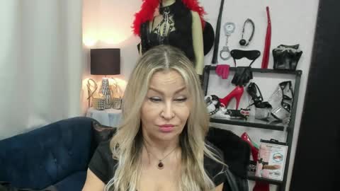 CrystalHotty online show from 04-03-26, 04:43