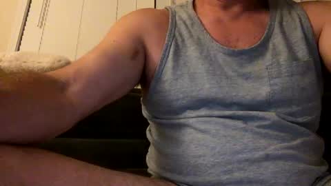 Snapshot of cuban2_slut chatting on 09-20-25, 05:08 Cubantoo online show from 09-20-25, 05:08