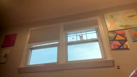 Snapshot of cubanwetdreamdoll chatting on 04-28-26, 11:10 Thick Cuban Laz online show from 04-28-26, 11:10