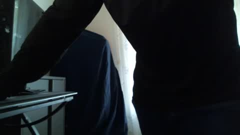 cuddlebeardeluxe online show from 10-28-25, 01:25