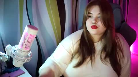 CuddleEmily online show from 03-16-26, 08:24