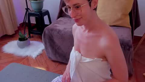 Leonela online show from 02-23-25, 06:12