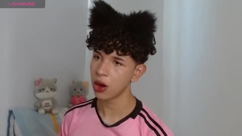 Cuddly online show from 01-08-25, 05:37