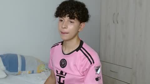 Cuddly online show from 02-14-25, 01:45