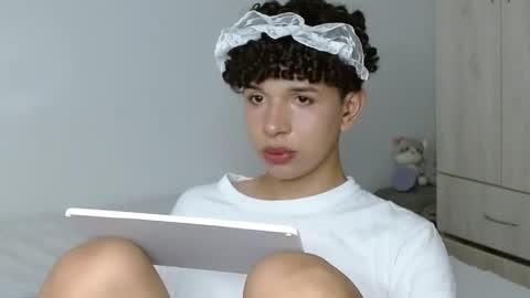 Cuddly online show from 02-27-25, 06:42