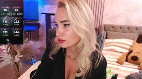 CuddlyLina online show from 05-24-26, 06:13