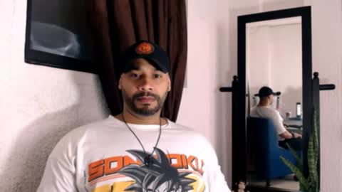 Snapshot of culoculito341910 chatting on 06-14-26, 04:42 bebe online show from 06-14-26, 04:42