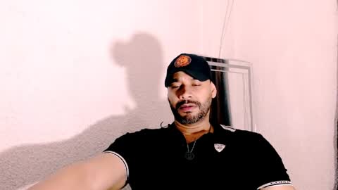 Snapshot of culoculito341910 chatting on 06-18-26, 09:47 bebe online show from 06-18-26, 09:47