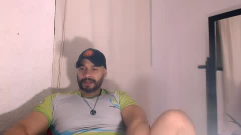 Snapshot of culoculito341910 chatting on 06-27-26, 12:22 bebe online show from 06-27-26, 12:22