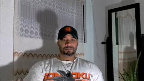 Snapshot of culoculito341910 chatting on 07-16-26, 10:54 bebe online show from 07-16-26, 10:54
