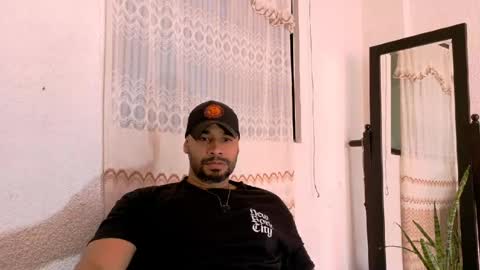 Snapshot of culoculito341910 chatting on 07-18-26, 07:17 bebe online show from 07-18-26, 07:17