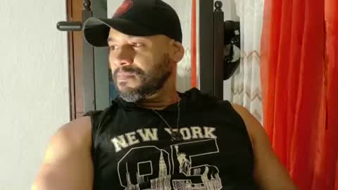 Snapshot of culoculito341910 chatting on 07-28-26, 02:29 bebe online show from 07-28-26, 02:29