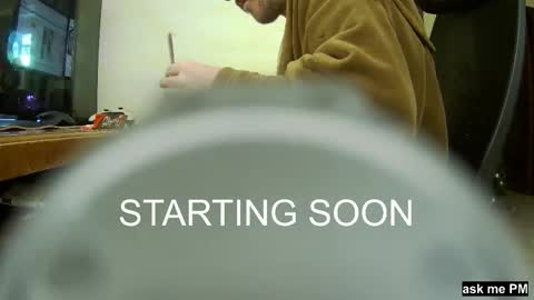 Snapshot of culonudo23 chatting on 12-18-24, 12:32 Leo online show from 12-18-24, 12:32