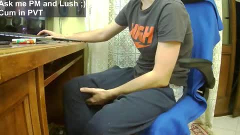 Snapshot of culonudo23 chatting on 10-31-25, 04:41 Leo online show from 10-31-25, 04:41