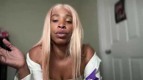 cum2charmxx online show from 04-02-26, 07:55