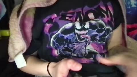 Angela online show from 01-28-25, 05:03