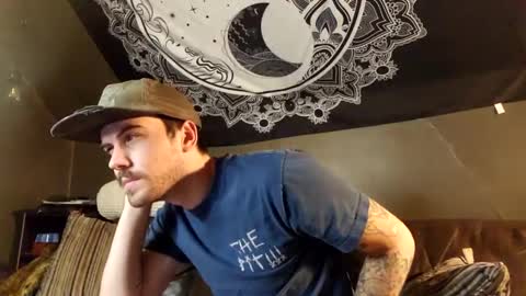 Snapshot of cum_addict69 chatting on 01-28-25, 01:39 cum_addict69 online show from 01-28-25, 01:39