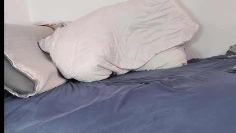 Snapshot of cum_boy84 chatting on 09-24-25, 04:32 cum_boy84 online show from 09-24-25, 04:32