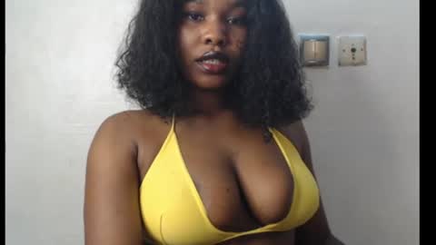 Snapshot of cum_ebony_xxxpetit chatting on 07-06-26, 01:57 Teeha online show from 07-06-26, 01:57