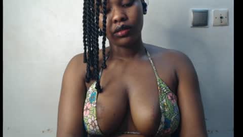 Snapshot of cum_ebony_xxxpetit chatting on 07-28-26, 02:13 Teeha online show from 07-28-26, 02:13