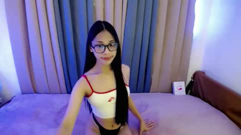 Snapshot of cum_fuck_me69 chatting on 06-09-26, 06:14 kez online show from 06-09-26, 06:14