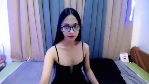 Snapshot of cum_fuck_me69 chatting on 07-22-26, 04:59 kez online show from 07-22-26, 04:59