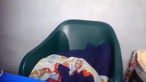 Snapshot of cum_girl_ chatting on 04-15-26, 09:16 cum_girl_ online show from 04-15-26, 09:16