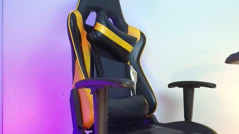 Snapshot of cum_park chatting on 02-10-26, 06:45 DAVID online show from 02-10-26, 06:45