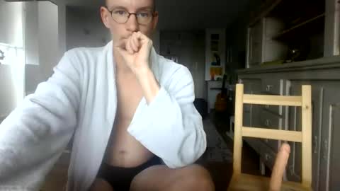 cum_swallow_bi online show from 06-08-26, 04:29