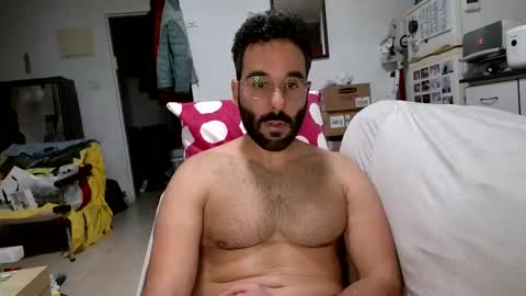 Snapshot of cuman15 chatting on 02-23-25, 01:24 Cuman online show from 02-23-25, 01:24