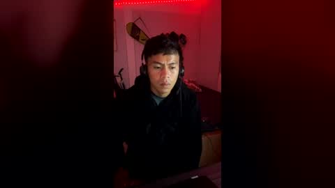 Snapshot of cumcloserbj chatting on 06-28-26, 04:46 cumcloserbj online show from 06-28-26, 04:46