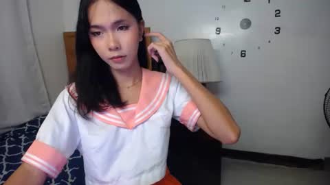 Snapshot of cumcute_ellez chatting on 04-09-26, 02:44 Elle online show from 04-09-26, 02:44