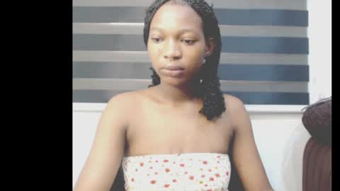 Snapshot of cumebony_petit chatting on 05-14-26, 06:53 cumebony_petit online show from 05-14-26, 06:53